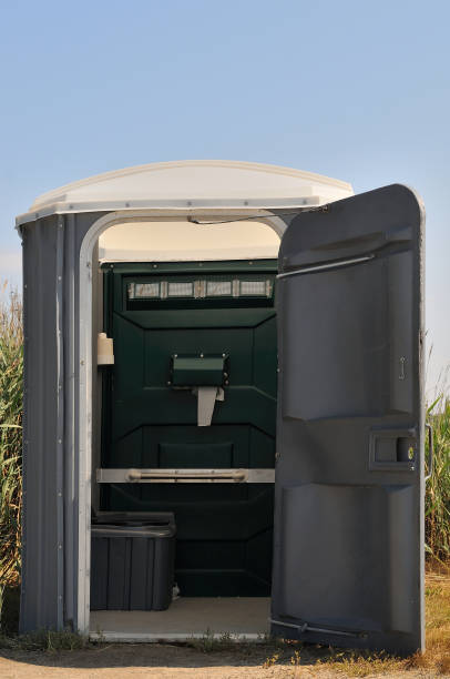 Portable Toilet Options We Offer in Half Moon Bay, CA