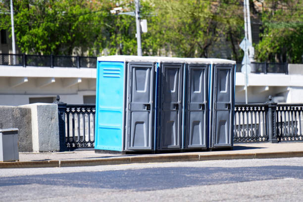 Porta potty delivery and setup in Half Moon Bay, CA